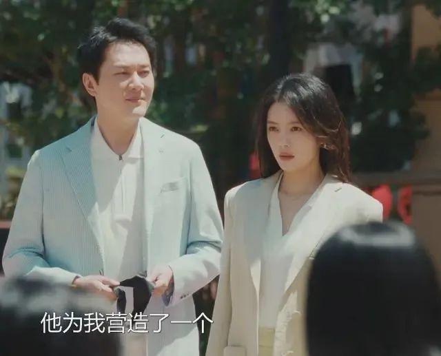 《婚内婚外》爆火，蔡文静被冯绍峰控制，网友：放开她，来控制我吧！