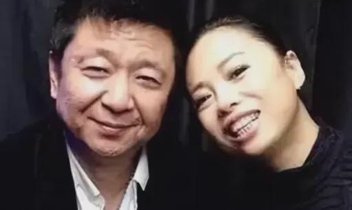 三婚三离，曾绝望到自杀，“最丑天后”黄绮珊，如今判若两人！  第28张