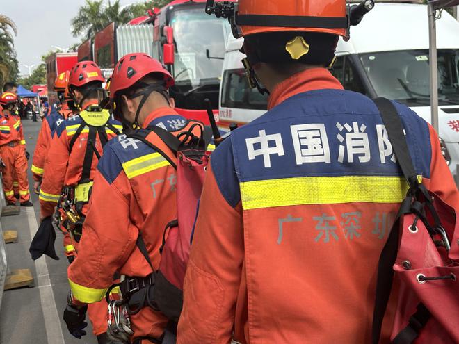 深圳深江铁路施工现场突发坍塌 救援仍在进行