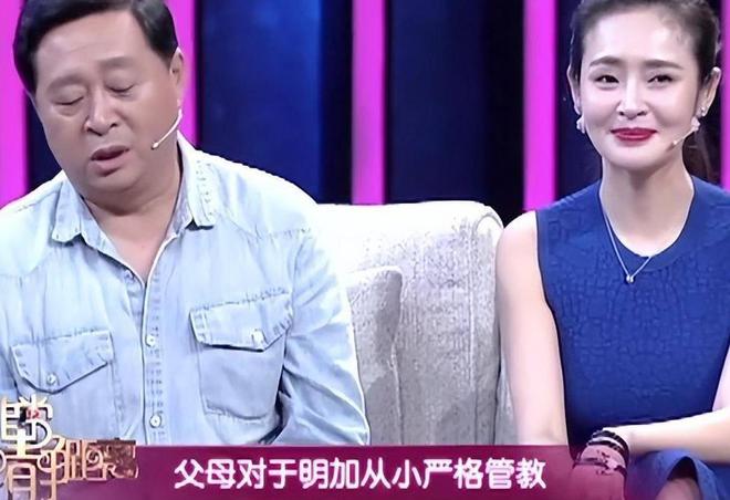 演员于明加：结婚13年只生孩子不做饭，丈夫一家人把她宠成宝