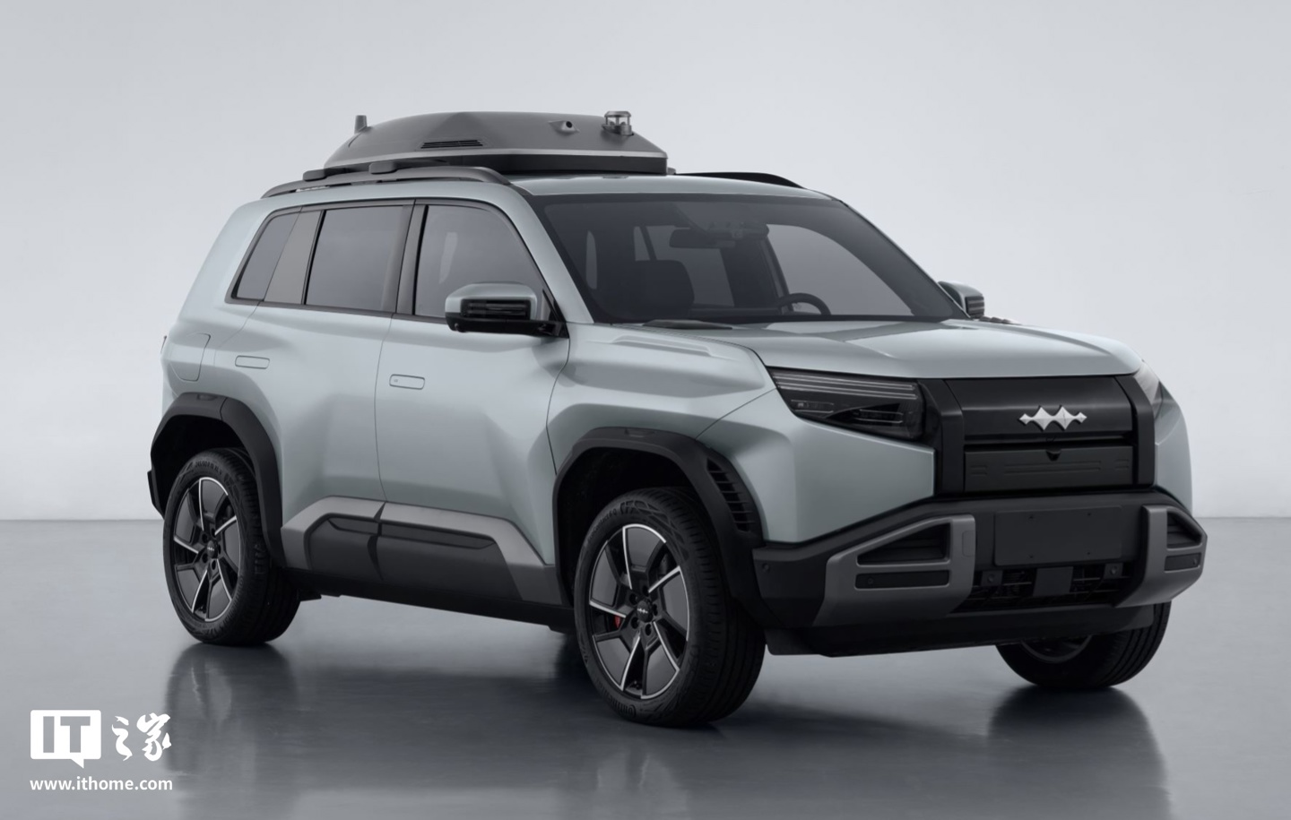 比亚迪方程豹“钛 3”纯电 SUV 完成工信部申报，提供配备无人机舱版本