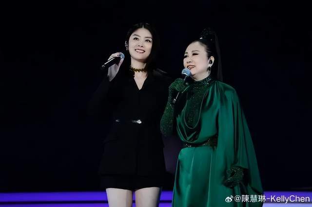 陈慧琳：52岁美得像25，失去双胞胎女儿是她一生的痛