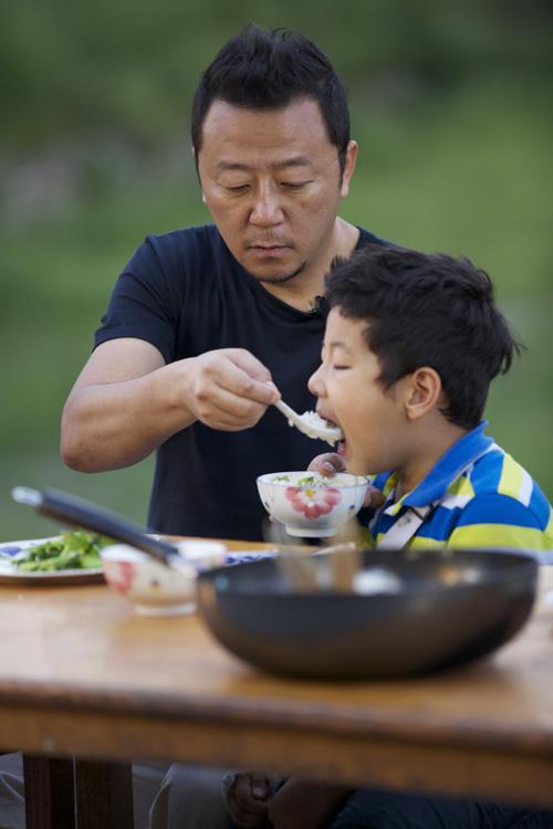 《爸爸去哪儿》五位萌娃现状，王诗龄16岁开大劳，kimi帅到认不出  第50张