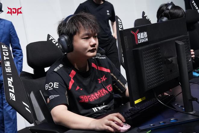 LPL:Yagao透露不打职业，将回归普通人的生活