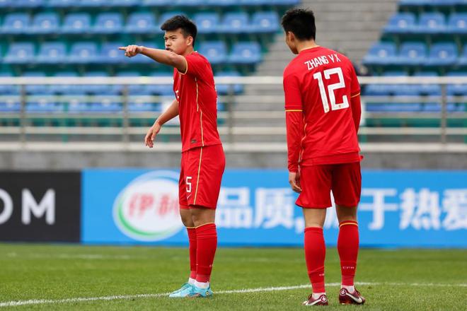 1-0！U21国足4天内双杀伊朗，中甲本土金靴制胜，队长：刚打完1架