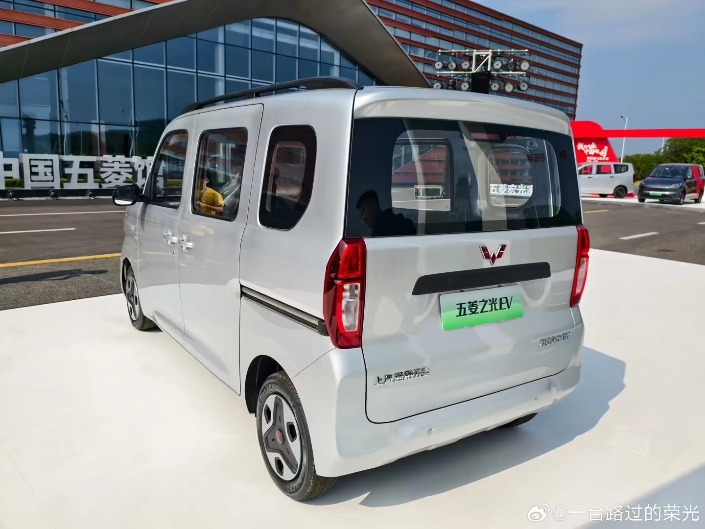 五菱之光 EV“多功能工具车”预计明年第一季度正式上市