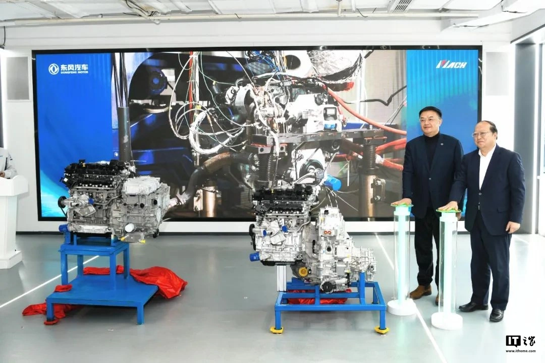 东风汽车 2.0T 全新混动总成样机点火，将用于豪华越野产品