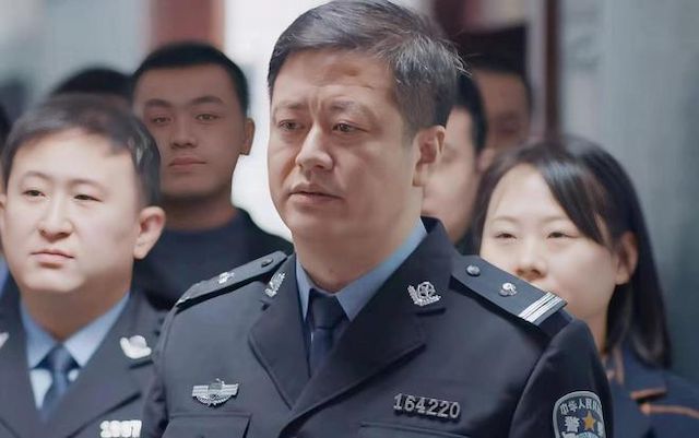 《我是刑警》：秦川都三级警监了，为何好友肖庆东还是三级警督？