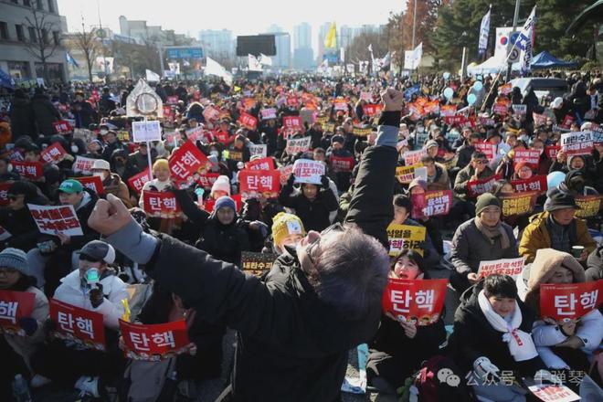 外交部回应韩国国会通过尹锡悦弹劾案