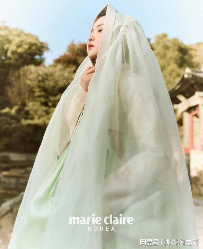 演员金泰梨《marie claire》开年刊大片，身着传统服饰唯美如画  第18张