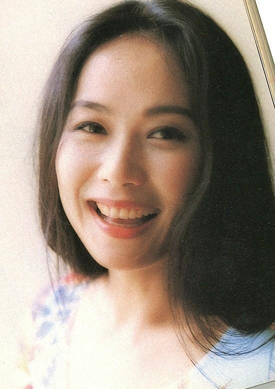 叶童的无奈，彻底揭开了嫁豪门的婚姻真相，难怪能爱36年！  第14张