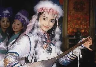 香妃车祸去世后，家人相继遭遇不幸，母亲含泪:如果她不红就好了