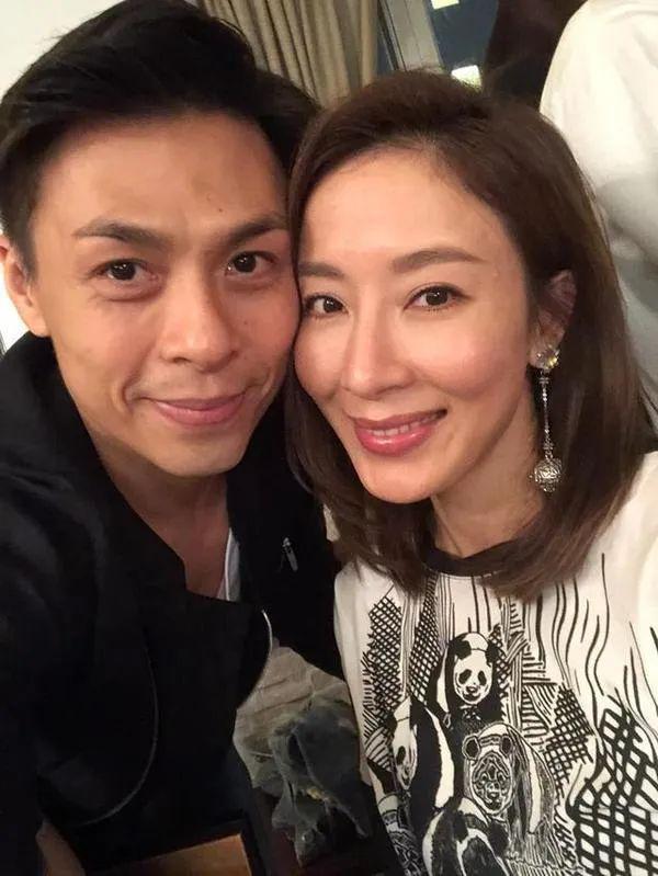 TVB反派专业户与妻女庆祝结婚8周年，现实是宠妻好爸爸，与林峯杨怡是同学  第12张