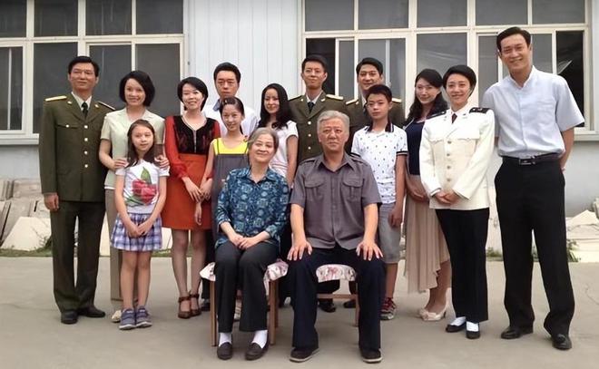 《父母爱情》无人翻拍的原因：灵魂人物已去世，四个角色无法超越  第3张