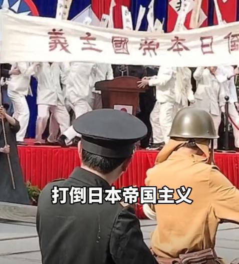 抗日神剧被大学生群演带火，收视率第一！网友：严查祖上三代  第17张