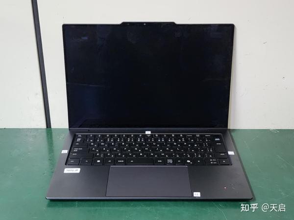 无“小红点”指点杆设计，联想 ThinkPad X9 14/15 Gen 1 轻薄本曝光